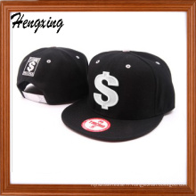 Snapback en cuir gaufré avec logo en cuir